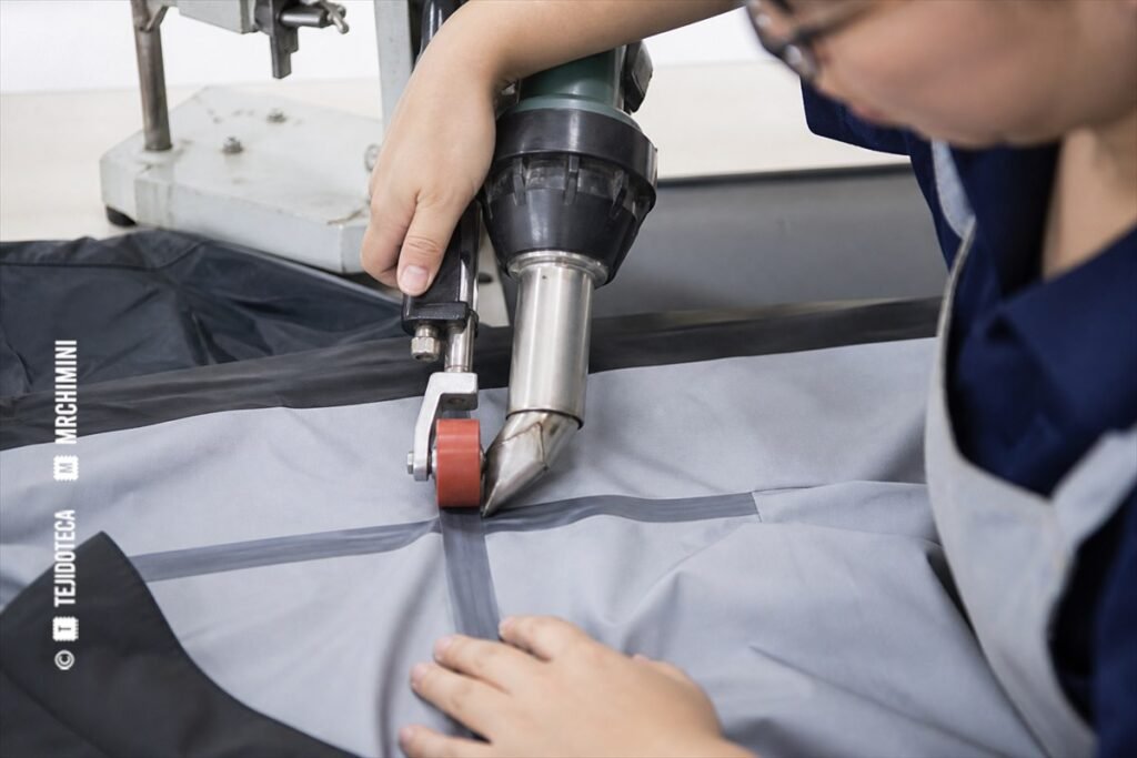 Costuras termoselladas: qué son y para qué se utilizan — TEJIDOTECA