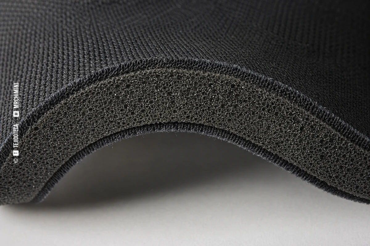 Macrofotografía de tejido de neopreno en negro mate #151719