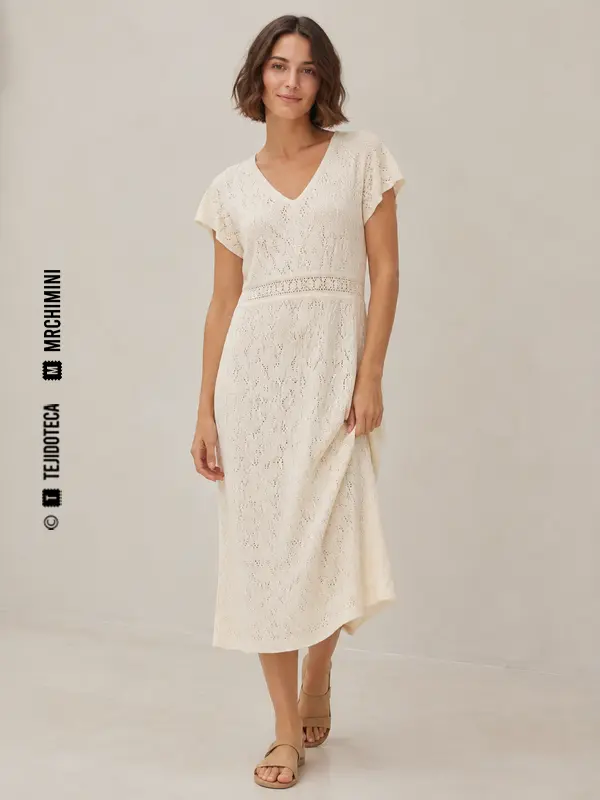 Vestido color marfil de punto pointelle