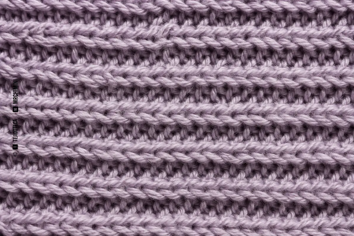 Macro de punto links-links color lila con cordones horizontales