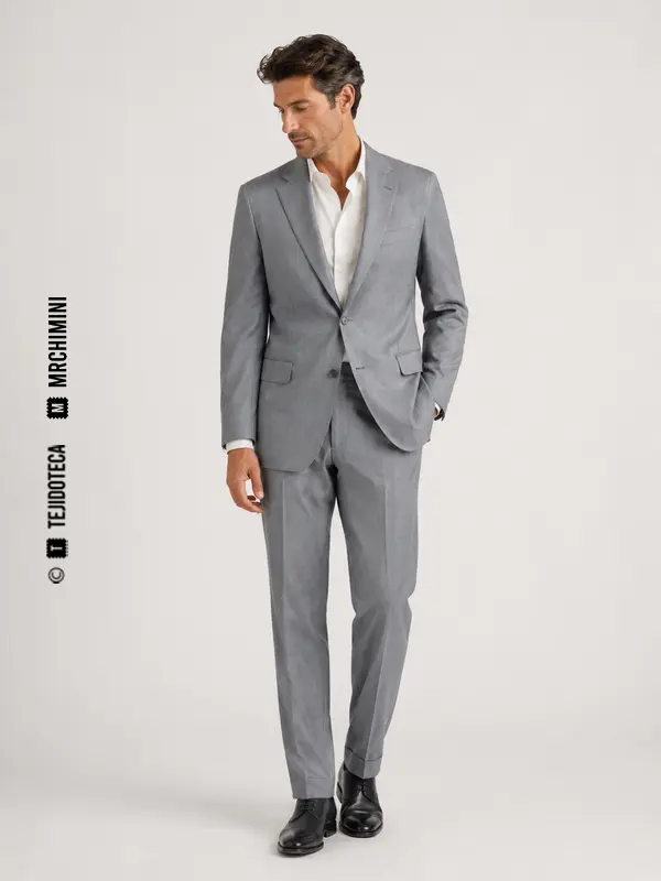 Traje de verano confeccionado en lana fría
